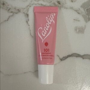 🌸5/$25🌸 Lanolips lip ointment in strawberry